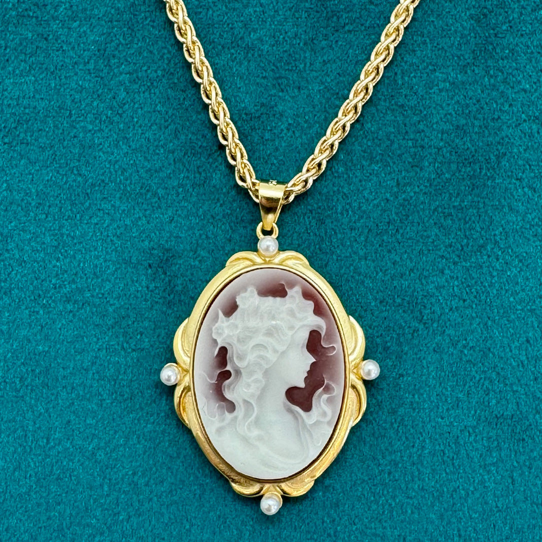 Agustina - Agate Cameo