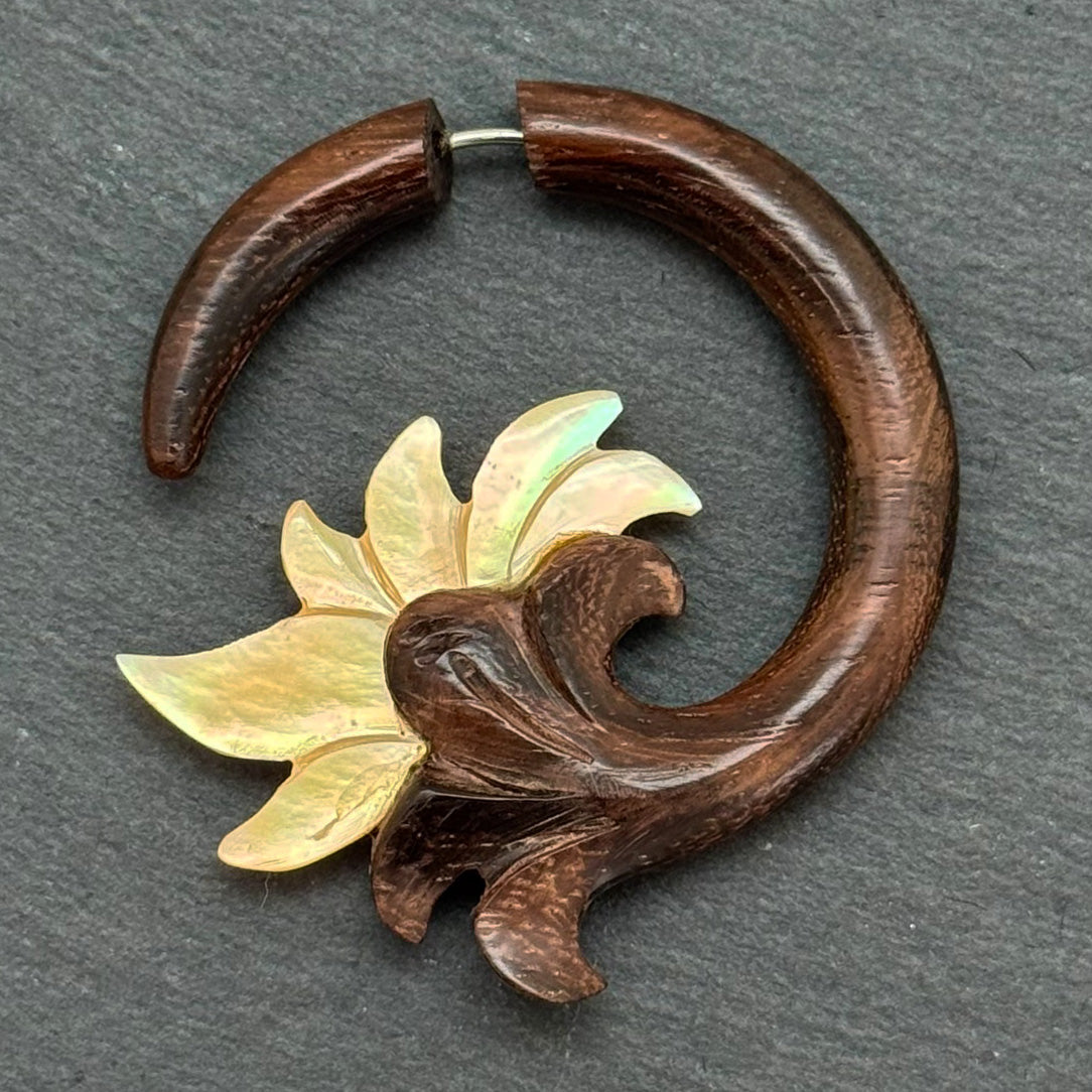 Ambrosia Flowers - Wood & Shell