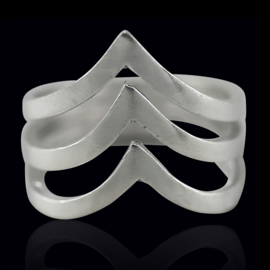 Trinity Peak Ring - Silver