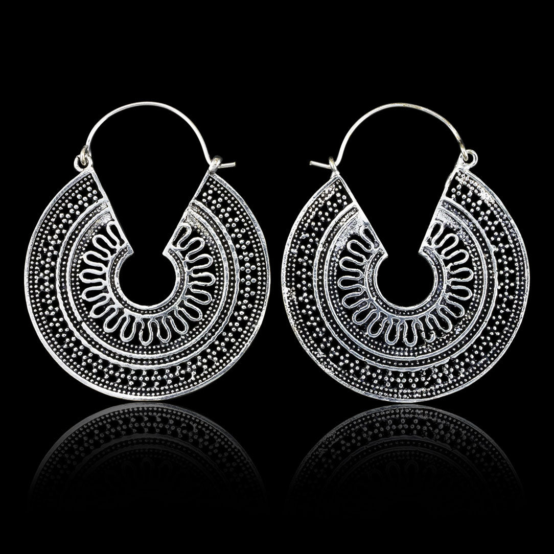 Sanjati Hoops