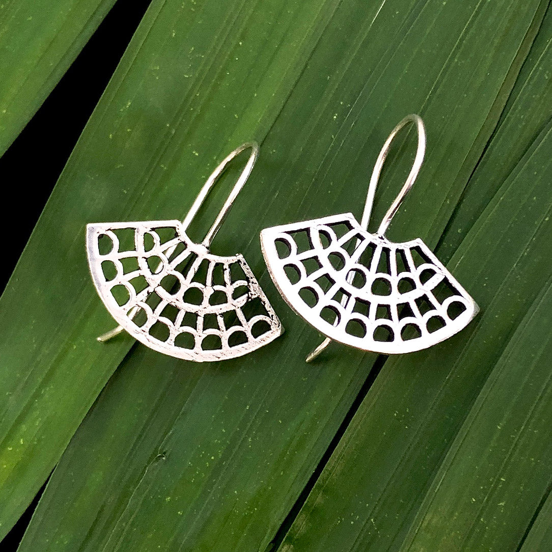 Webbed Shields
