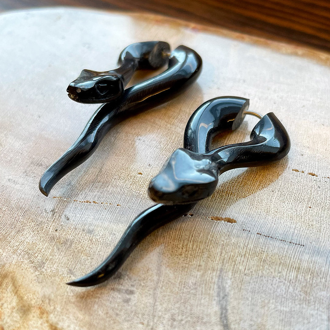 Twisted Snakes - Horn