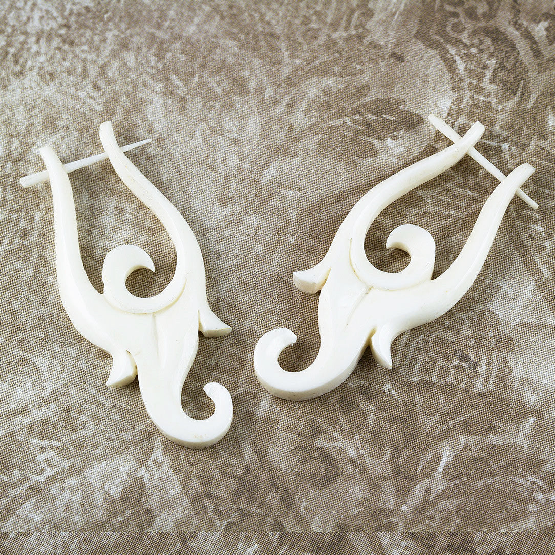 Jaqueline Earrings - Bone