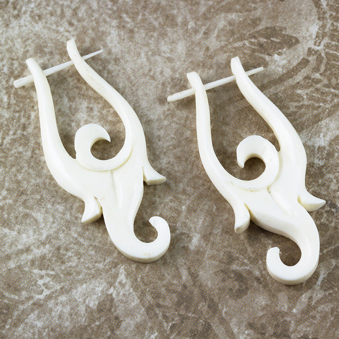 Jaqueline Earrings - Bone