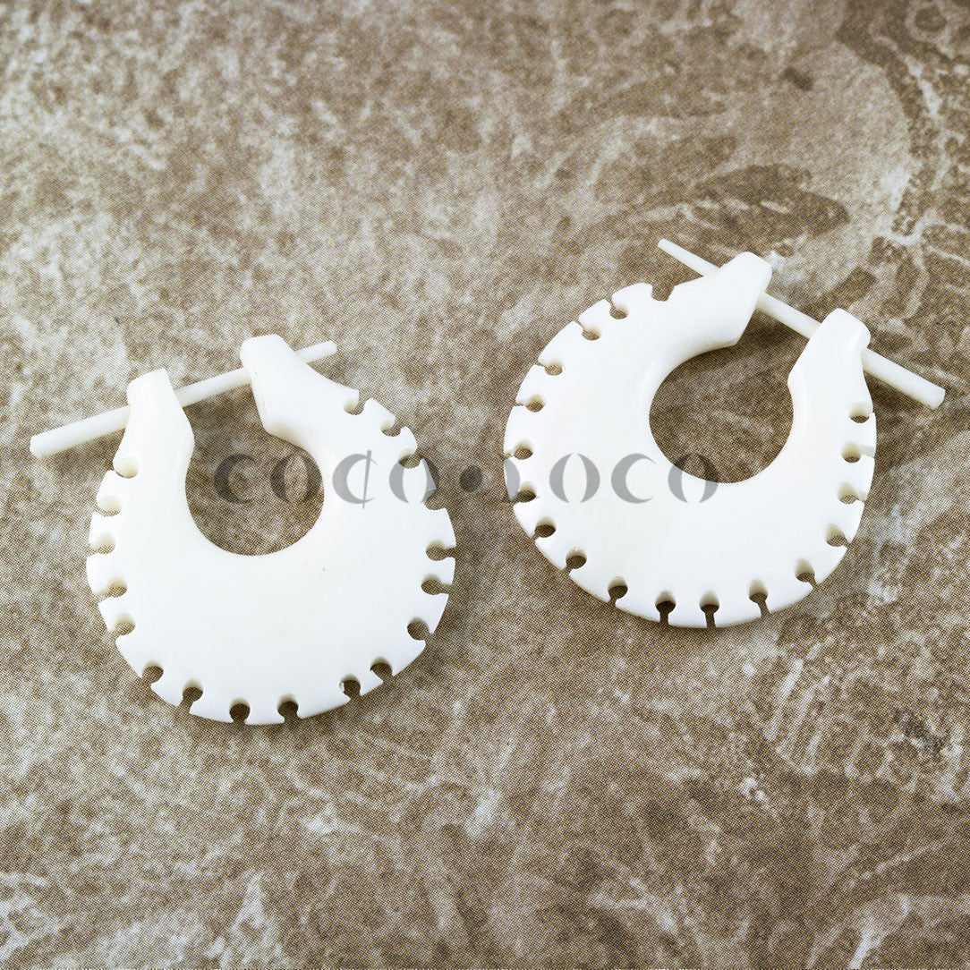 Zinnia Hoops - Bone
