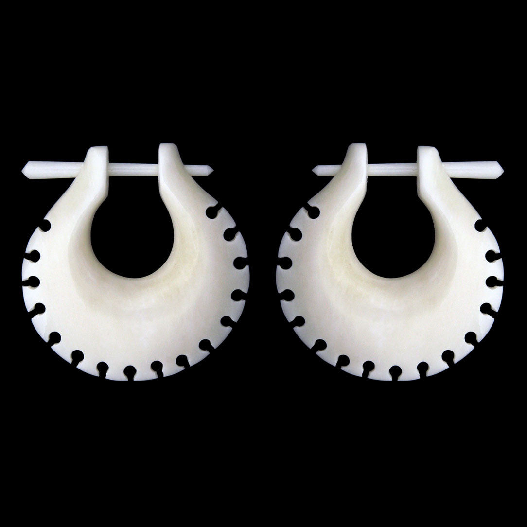 Zinnia Hoops - Bone