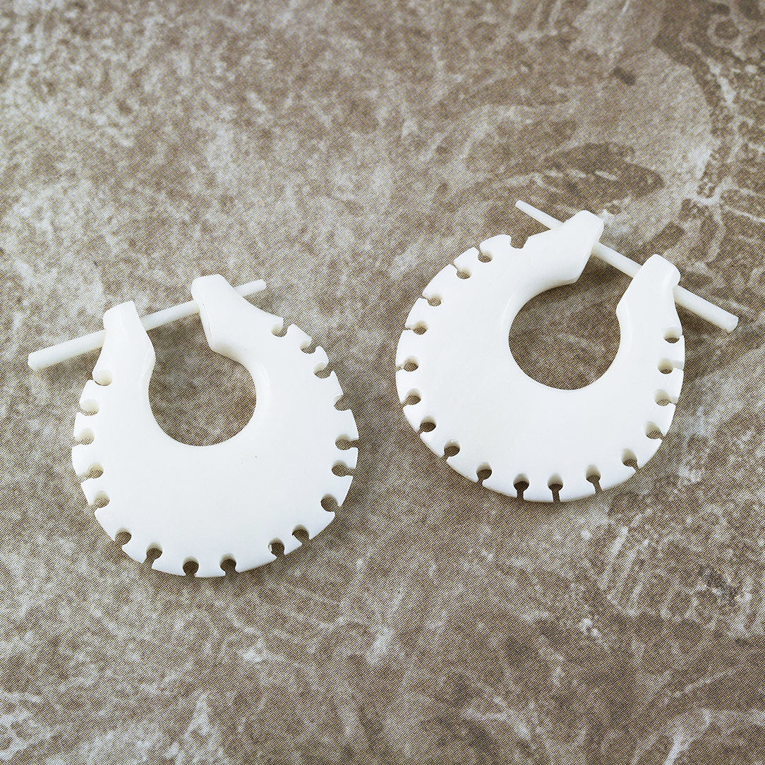 Zinnia Hoops - Bone
