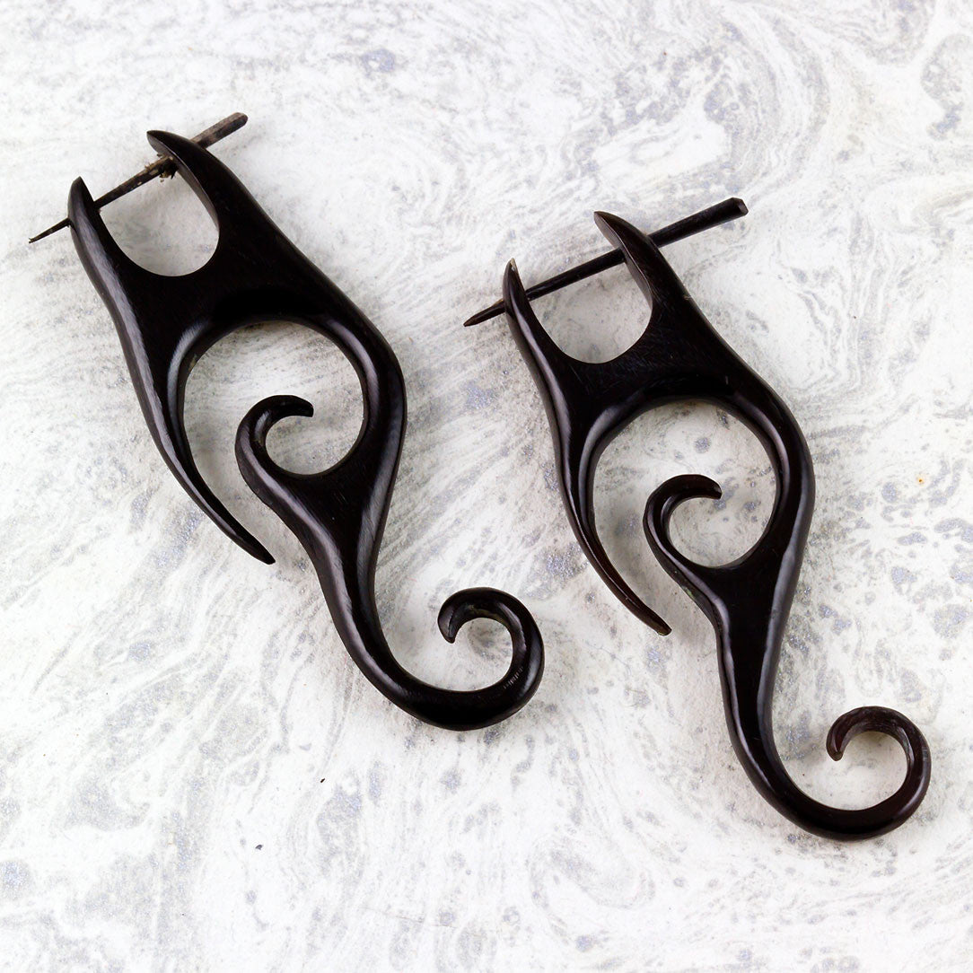 Tribal Curls - Horn