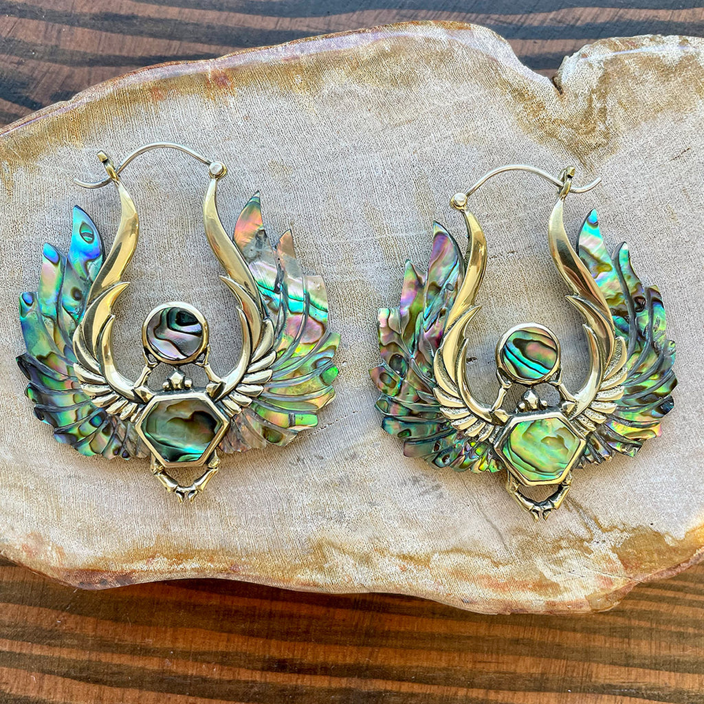 <span>ESA-252<span>: </span></span>Omari Abalone Scarabs - Shell