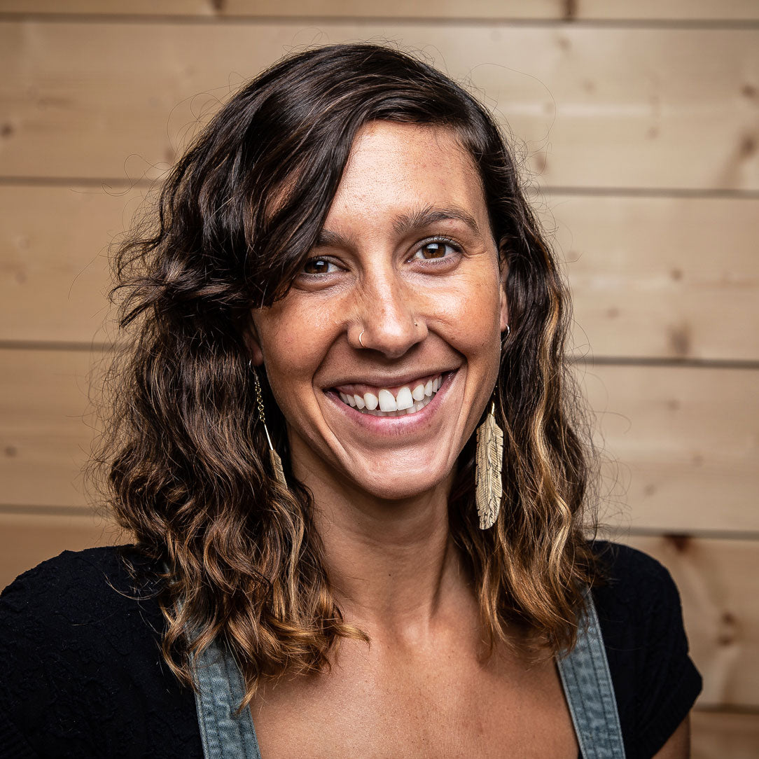 Swaying Feathers - Wood