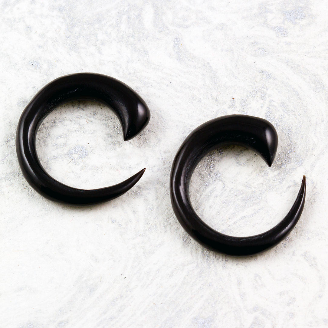 Arya Hooks - Horn