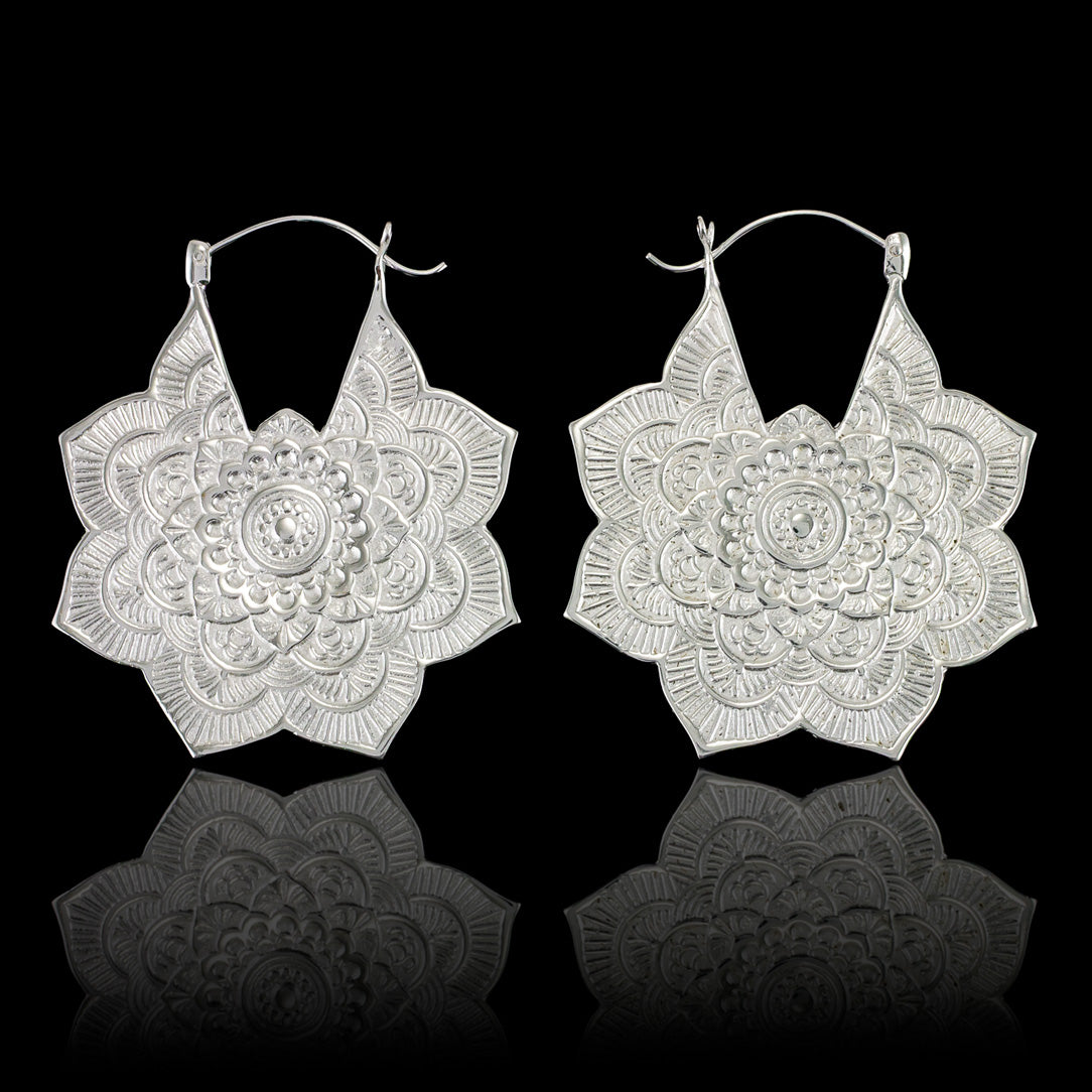 Flower Mandala - Silver Posts