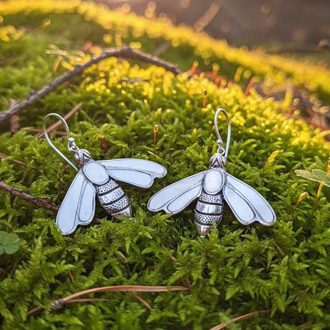 Shell Bees - Silver Posts