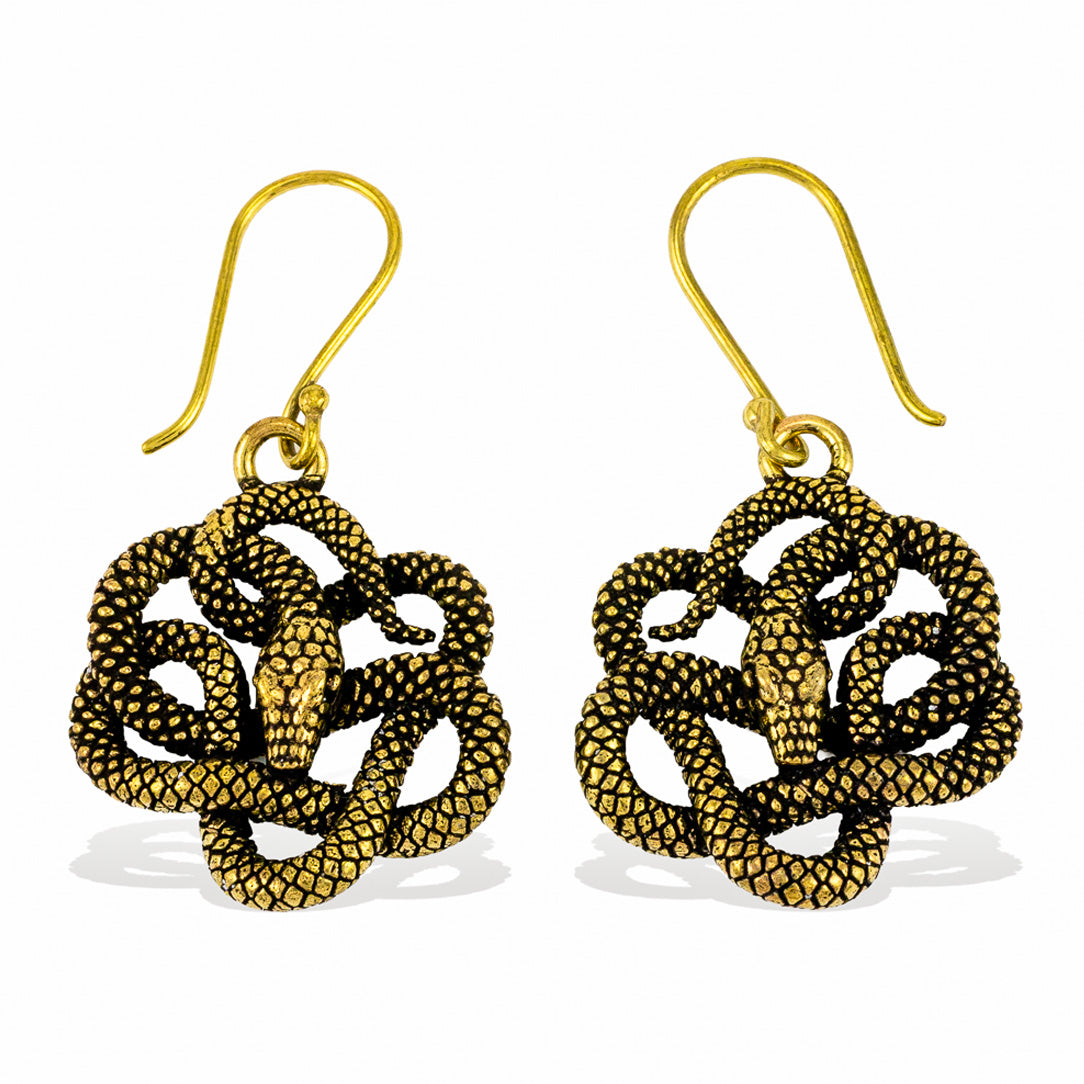 Knotted Snakes