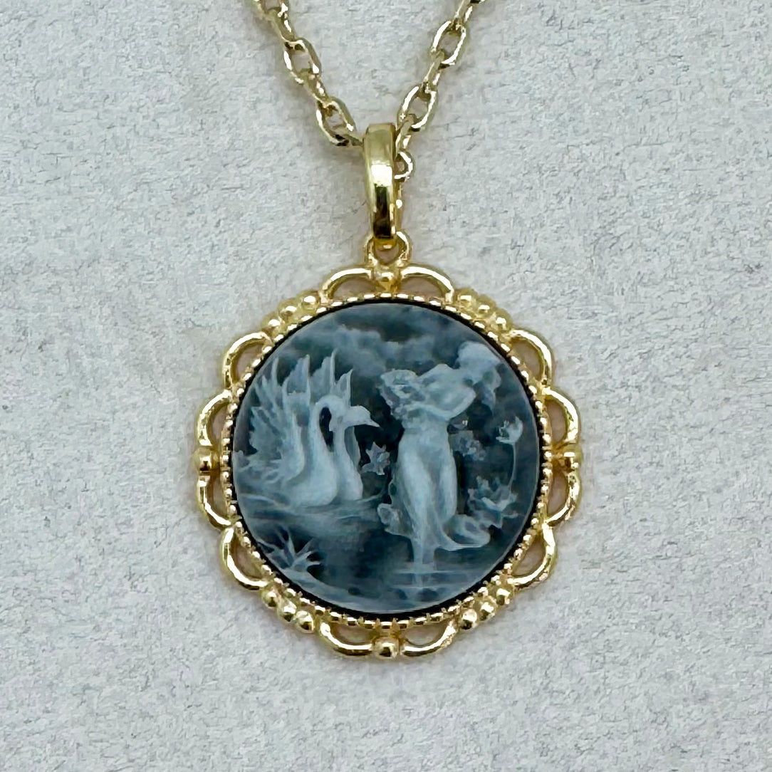 Swan Song - Agate Cameo