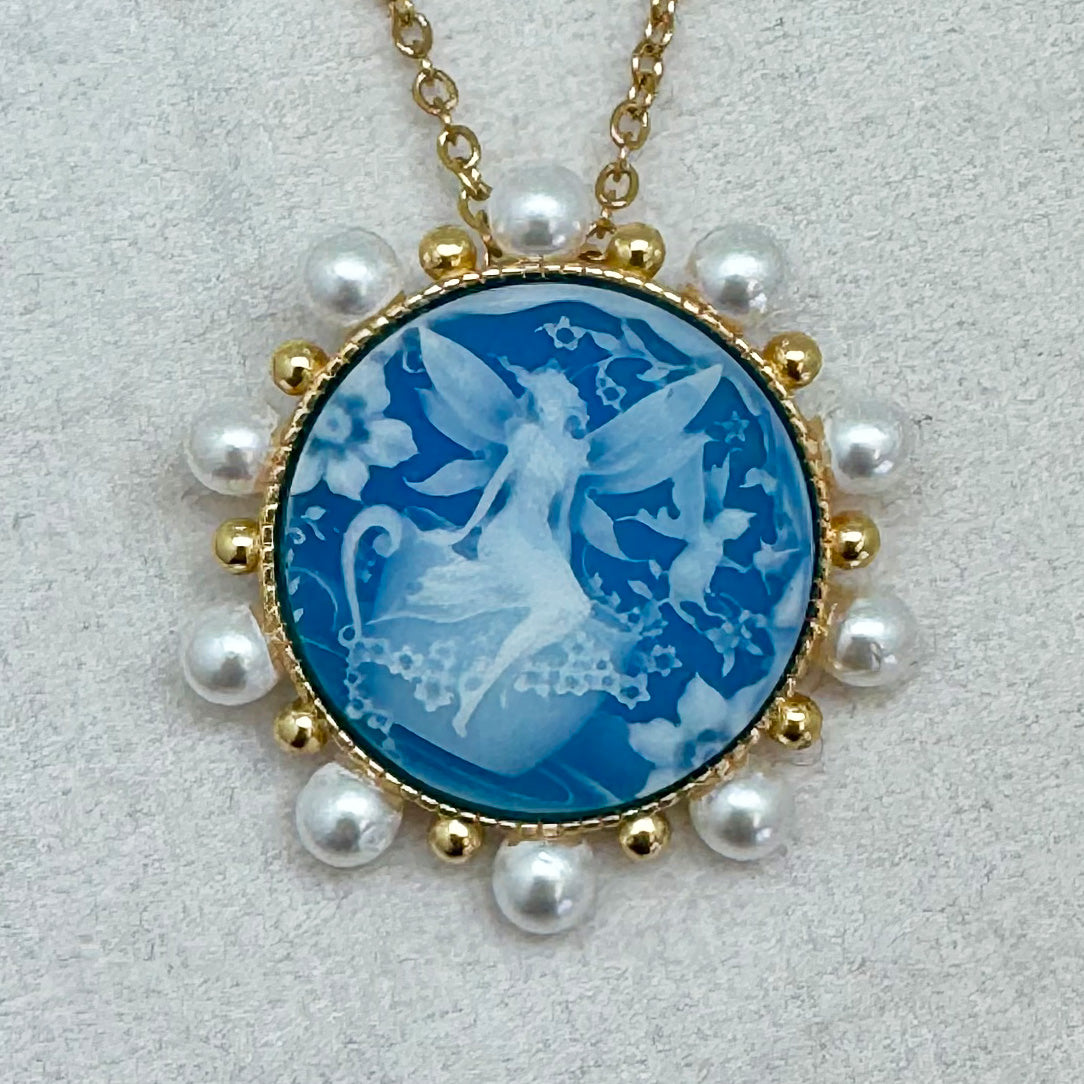 Fairies - Agate Cameo Brooch