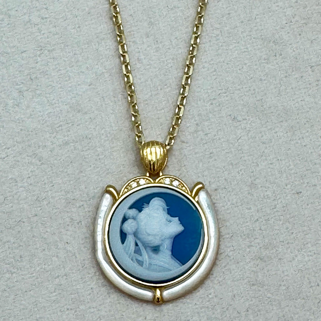 Sailor Moon - Agate Cameo
