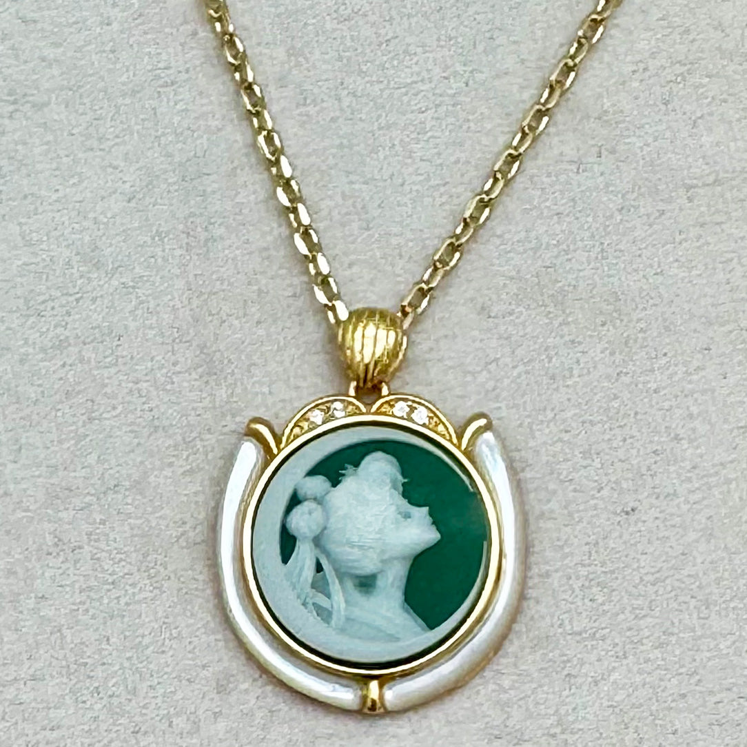 Sailor Moon - Agate Cameo