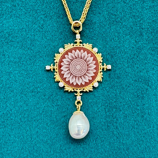 Regal Sunflower - Agate Cameo