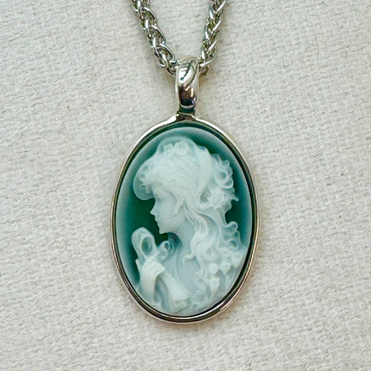 Carlotta - Agate Cameo