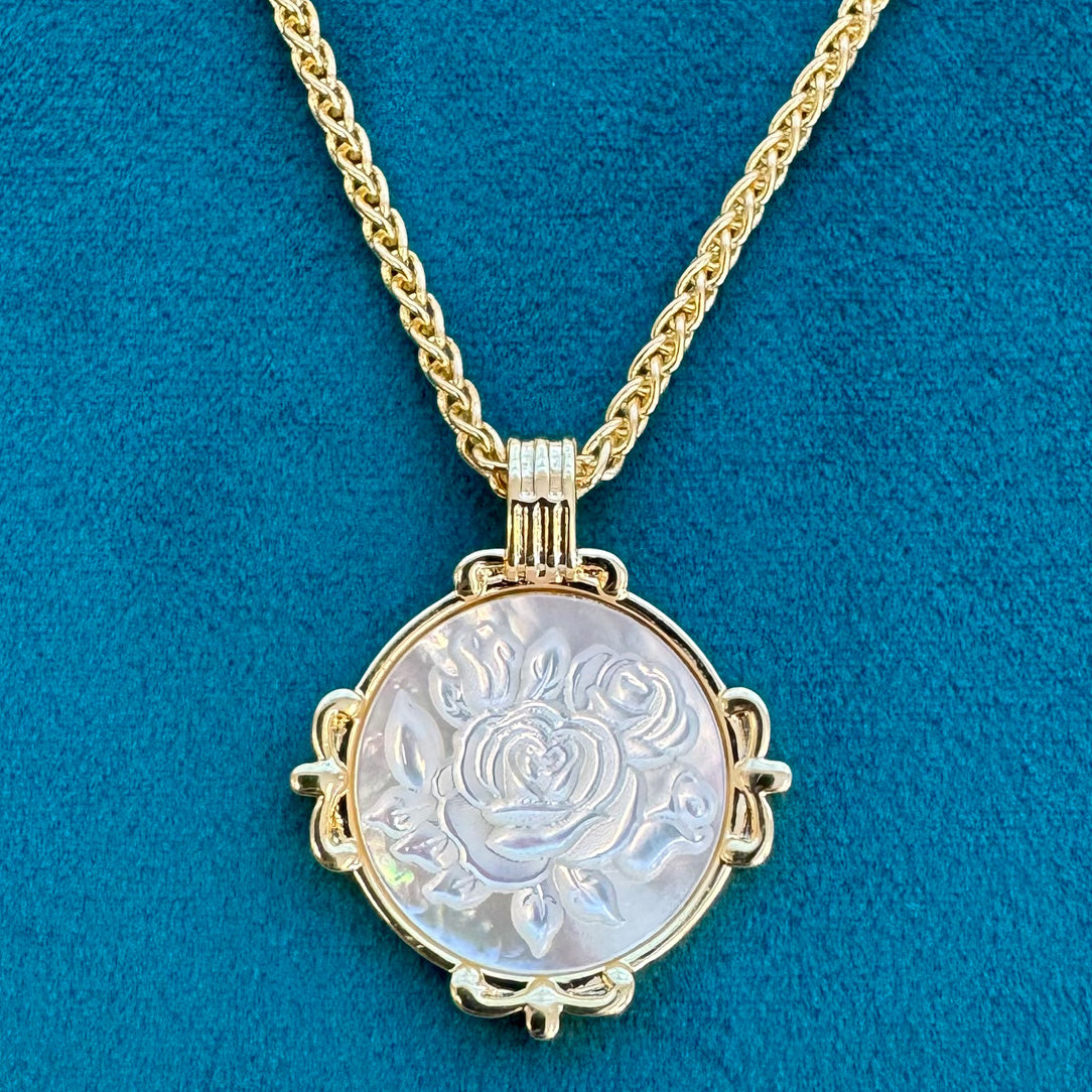 Roses - Shell Cameo