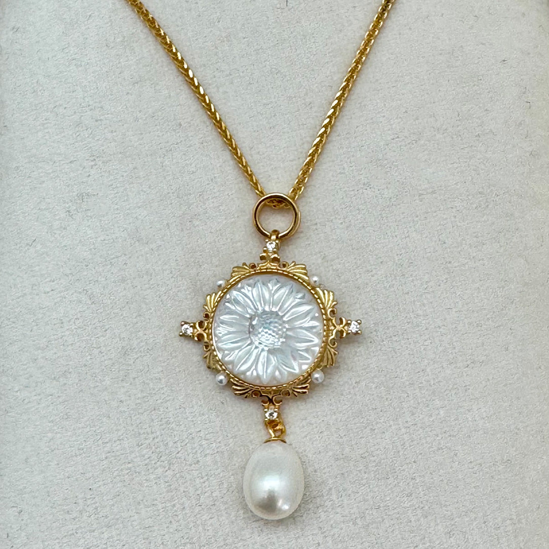 Regal Sunflower - Shell Cameo