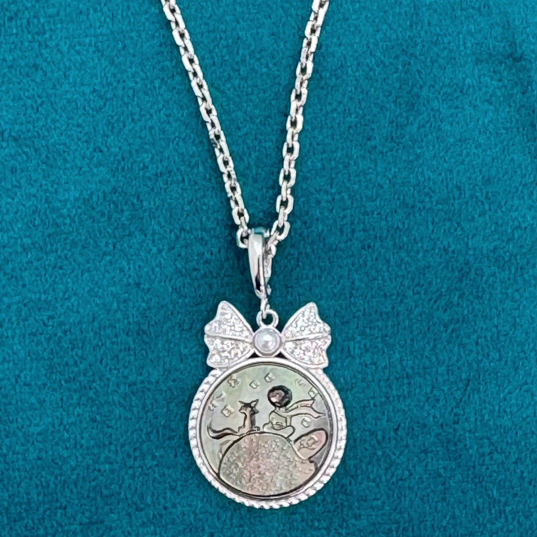 Atticus - Shell Cameo