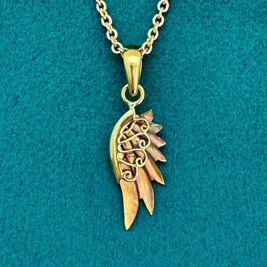 Kyla Wing Pendant - Shell