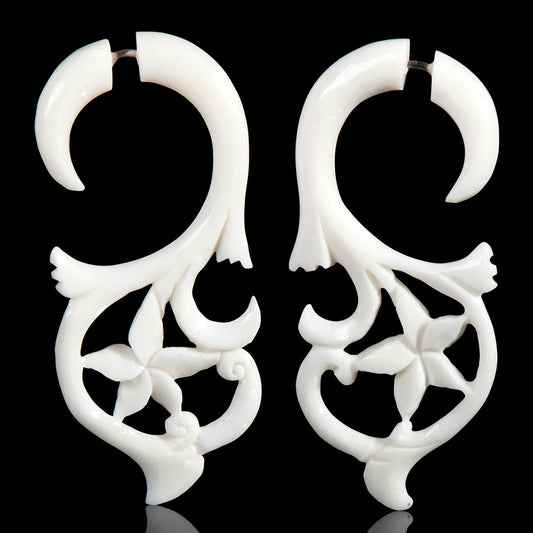 Plumeria Curls - Bone