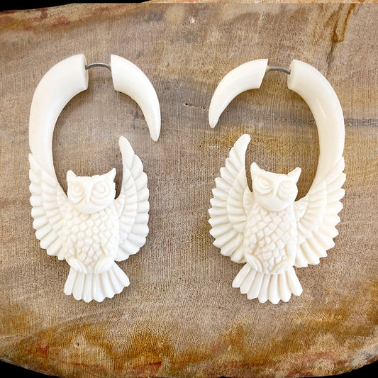 Open Winged Owl - Bone