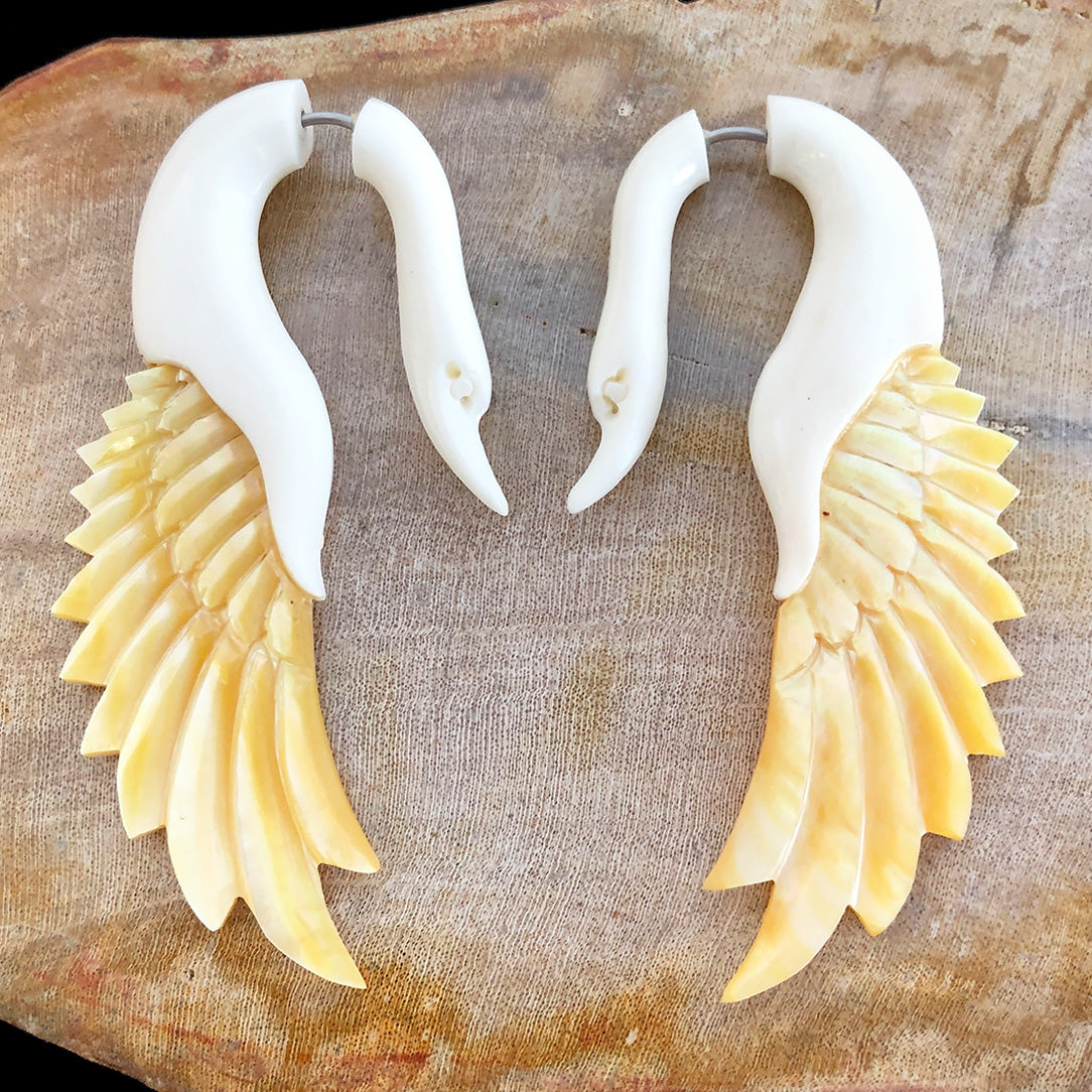 Yafah Wings - Bone & Shell