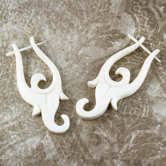 Jaqueline Earrings - Bone