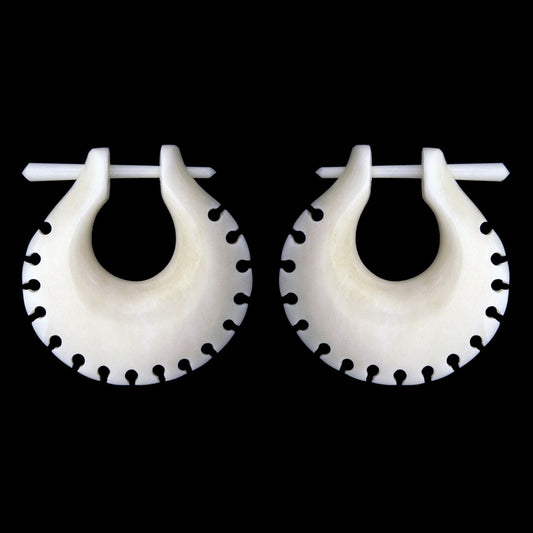 Zinnia Hoops - Bone