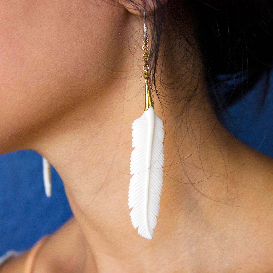 Swaying Feathers - Bone